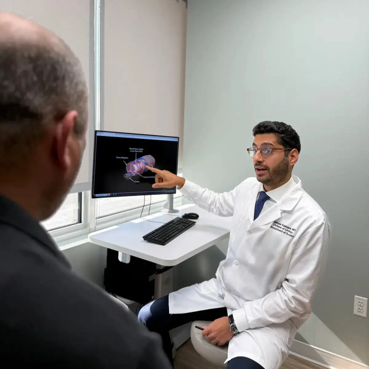Consulta urológica con el Dr. Mahyar Kashani en Long Island